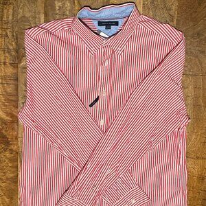 (L) NWT TOMMY HILFIGER RED & WHITE LONG SLEEVE BUTTON DOWN FOR A SUMMER PICNIC